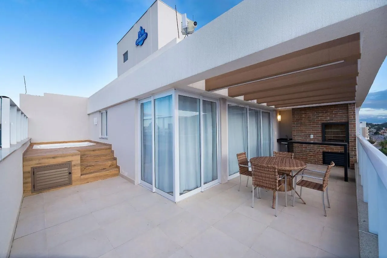 Appartement Terrazzo 602B - Cobertura duplex à poucos metros da praia de Bombas - Condomínio com piscina - Academia - Solário Bombinhas