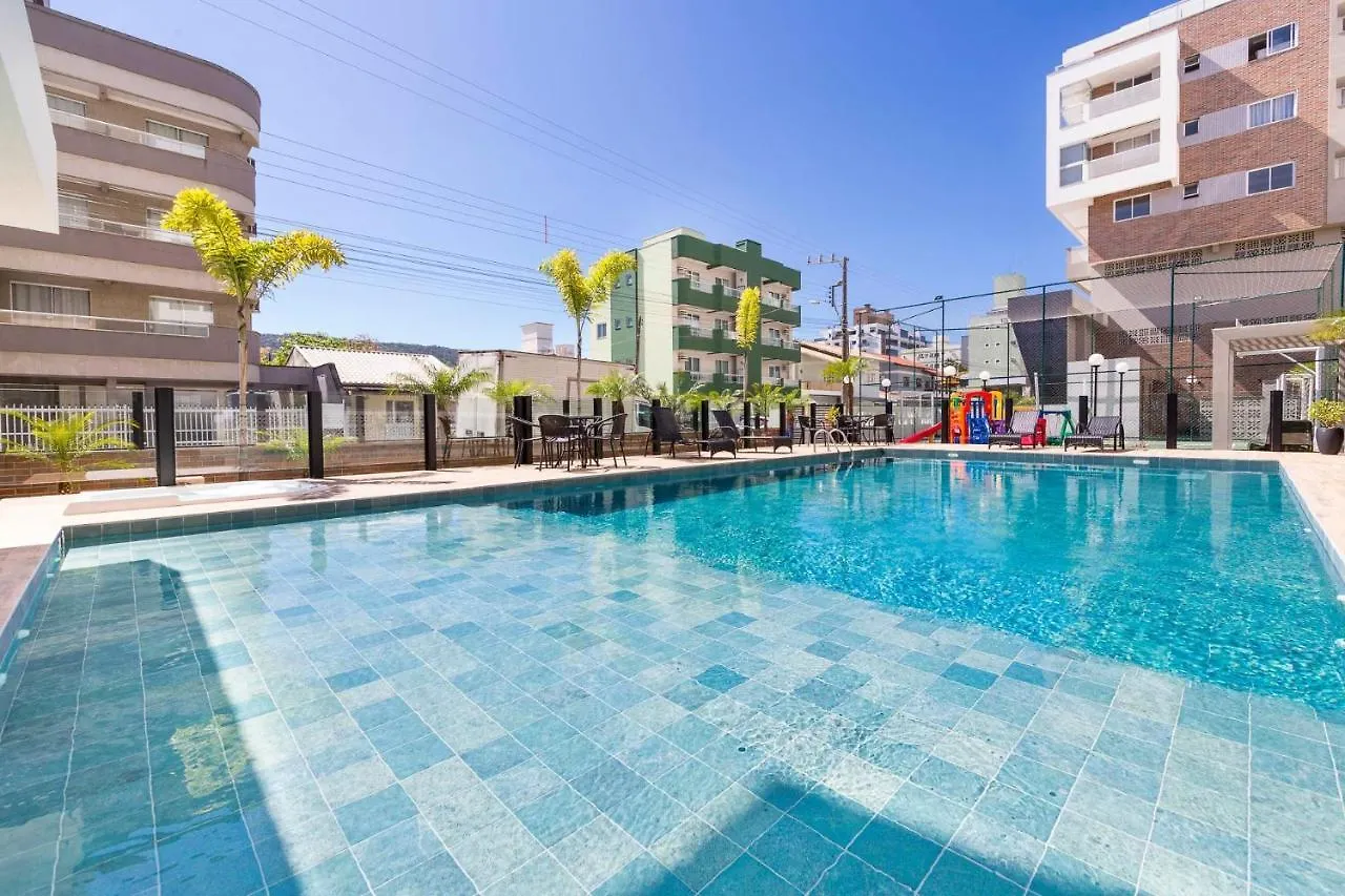 Terrazzo 602B - Cobertura duplex à poucos metros da praia de Bombas - Condomínio com piscina - Academia - Solário Bombinhas 0*,