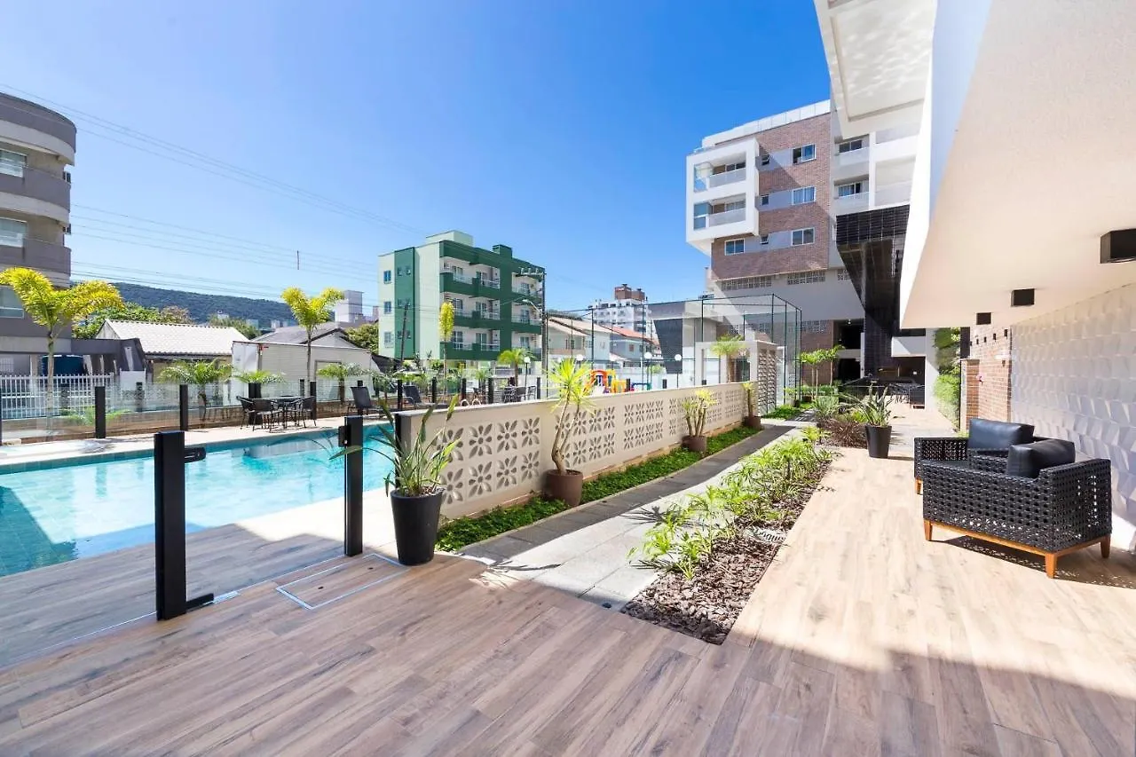 Terrazzo 602B - Cobertura duplex à poucos metros da praia de Bombas - Condomínio com piscina - Academia - Solário Bombinhas 0*,  Brésil